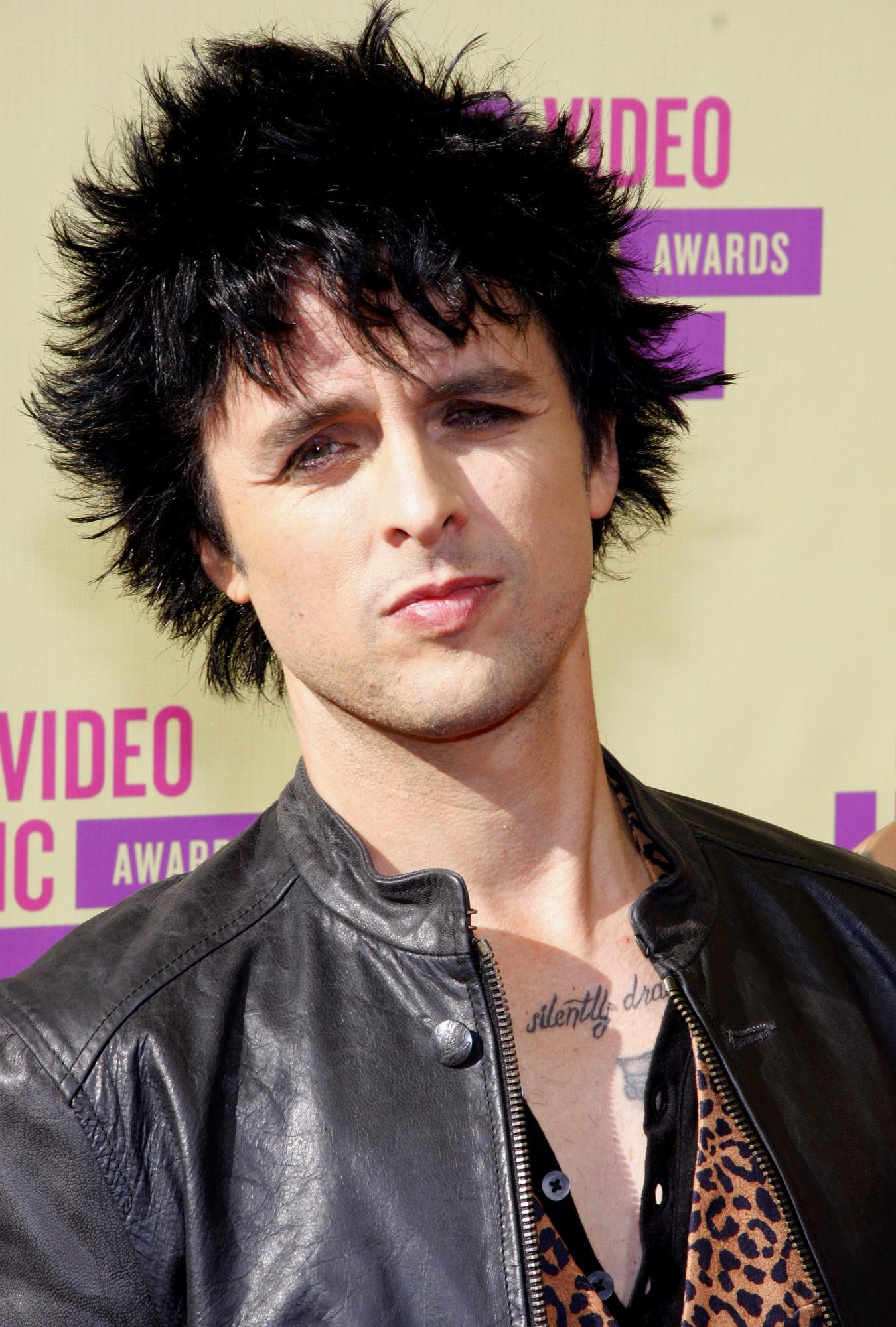 Billy Joe Armstrong Height - 5'7"