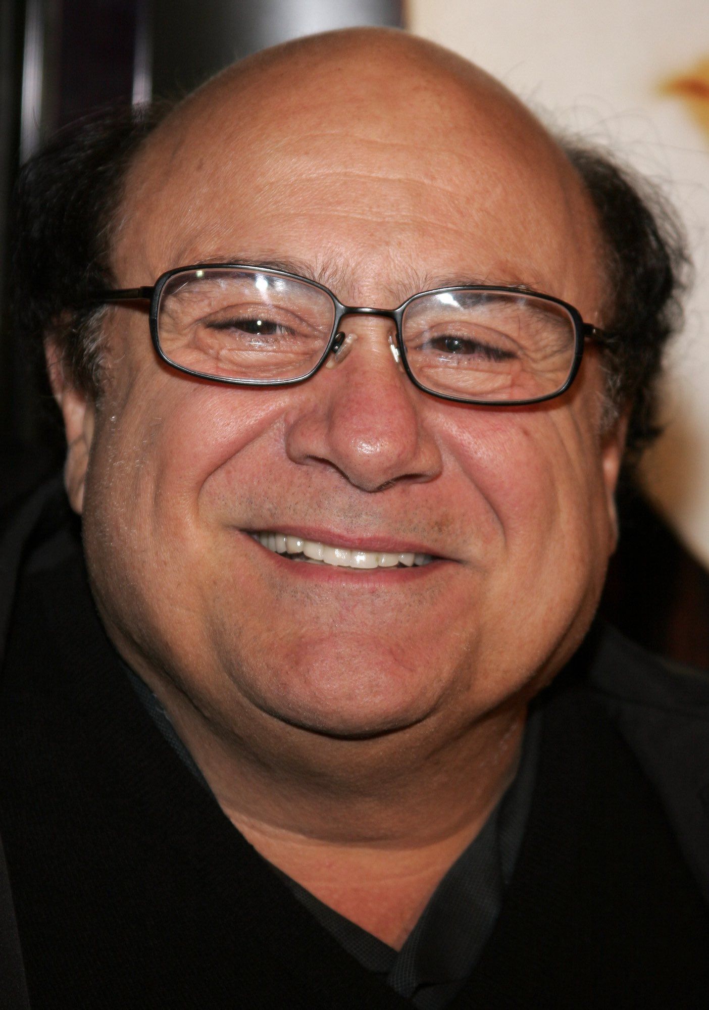 Danny DeVito Height - 4'10''