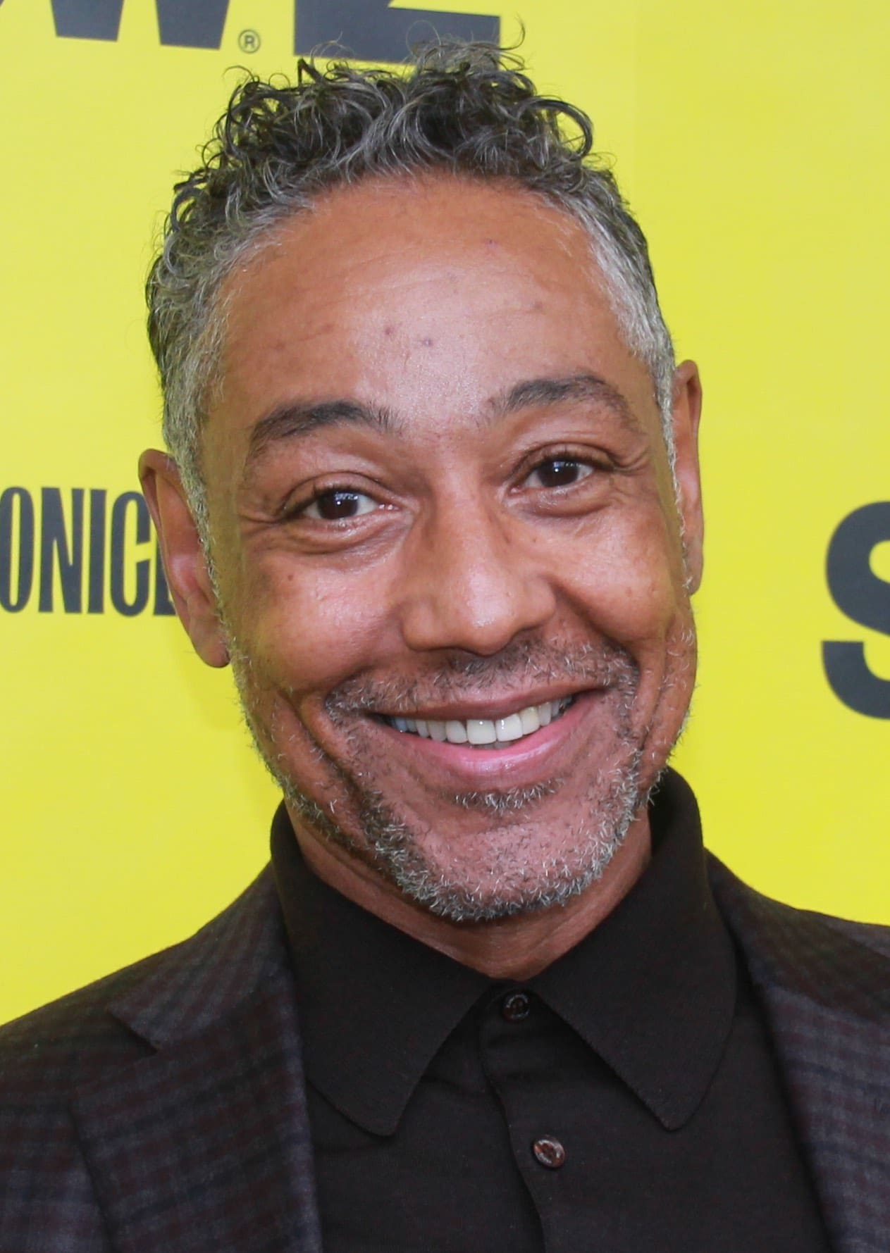 Giancarlo Esposito Height - 5’8”