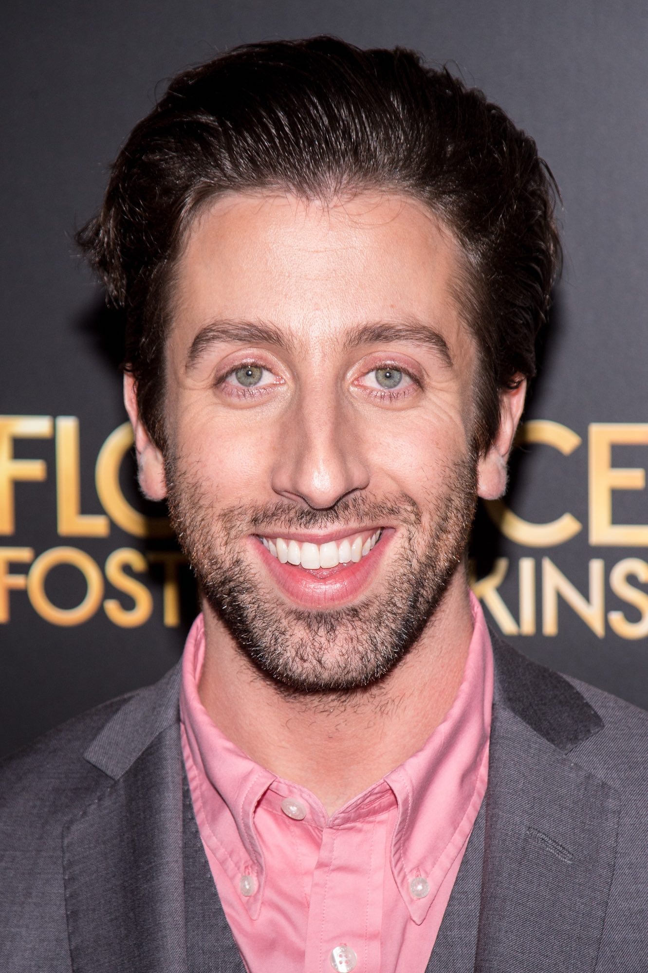 Simon Helberg Height - 5'6''