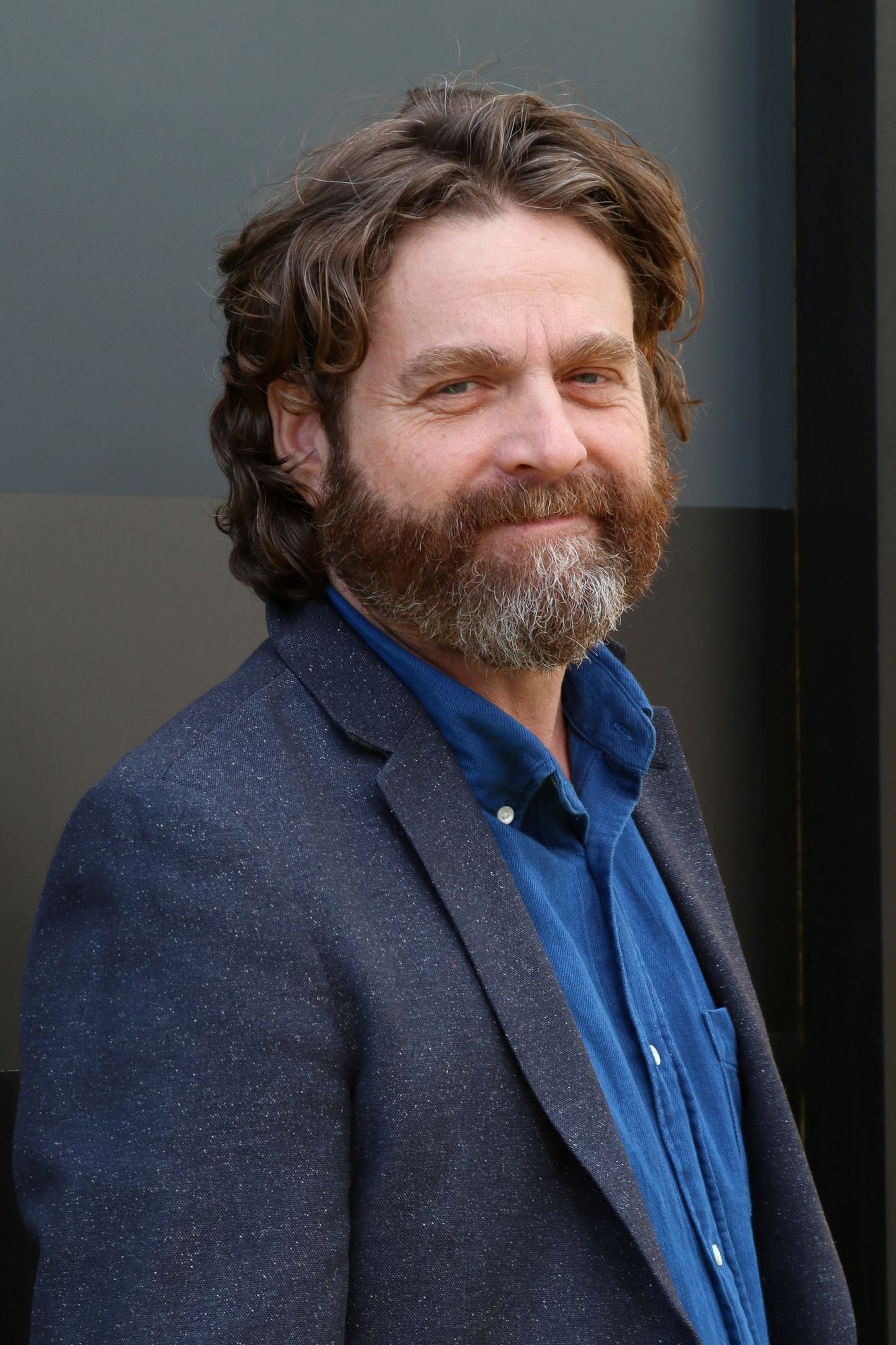 Zach Galifianakis Height - 5'7''