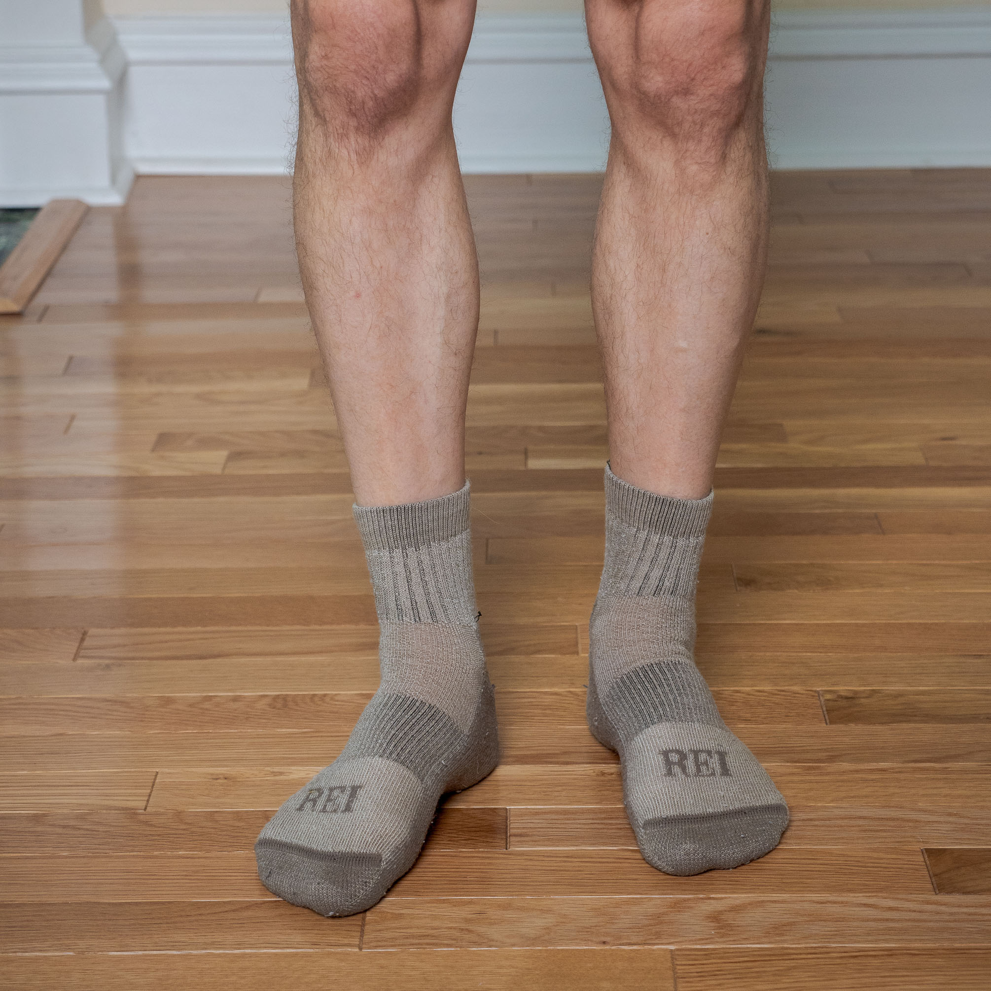 Wool quarter crew socks front