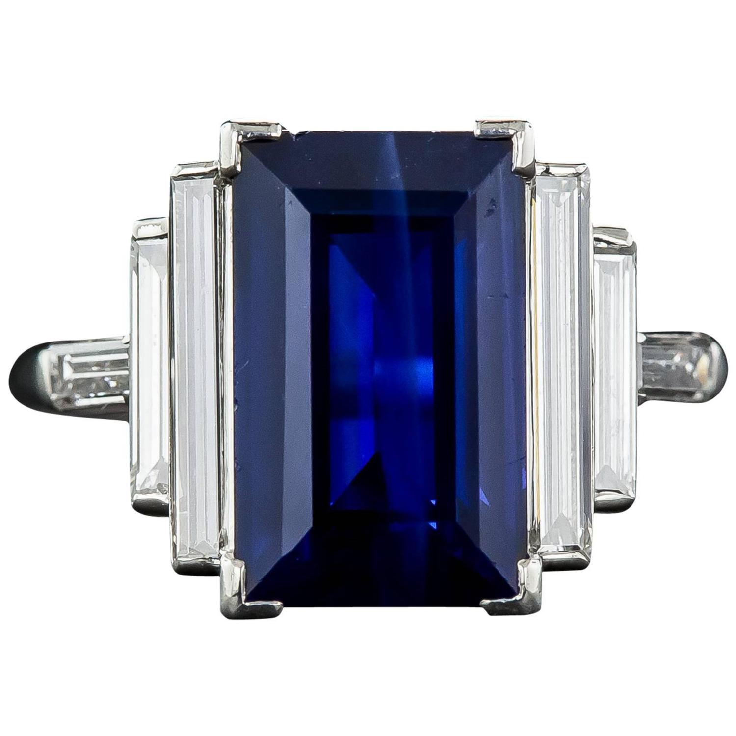 Sapphire diamond engagement ring