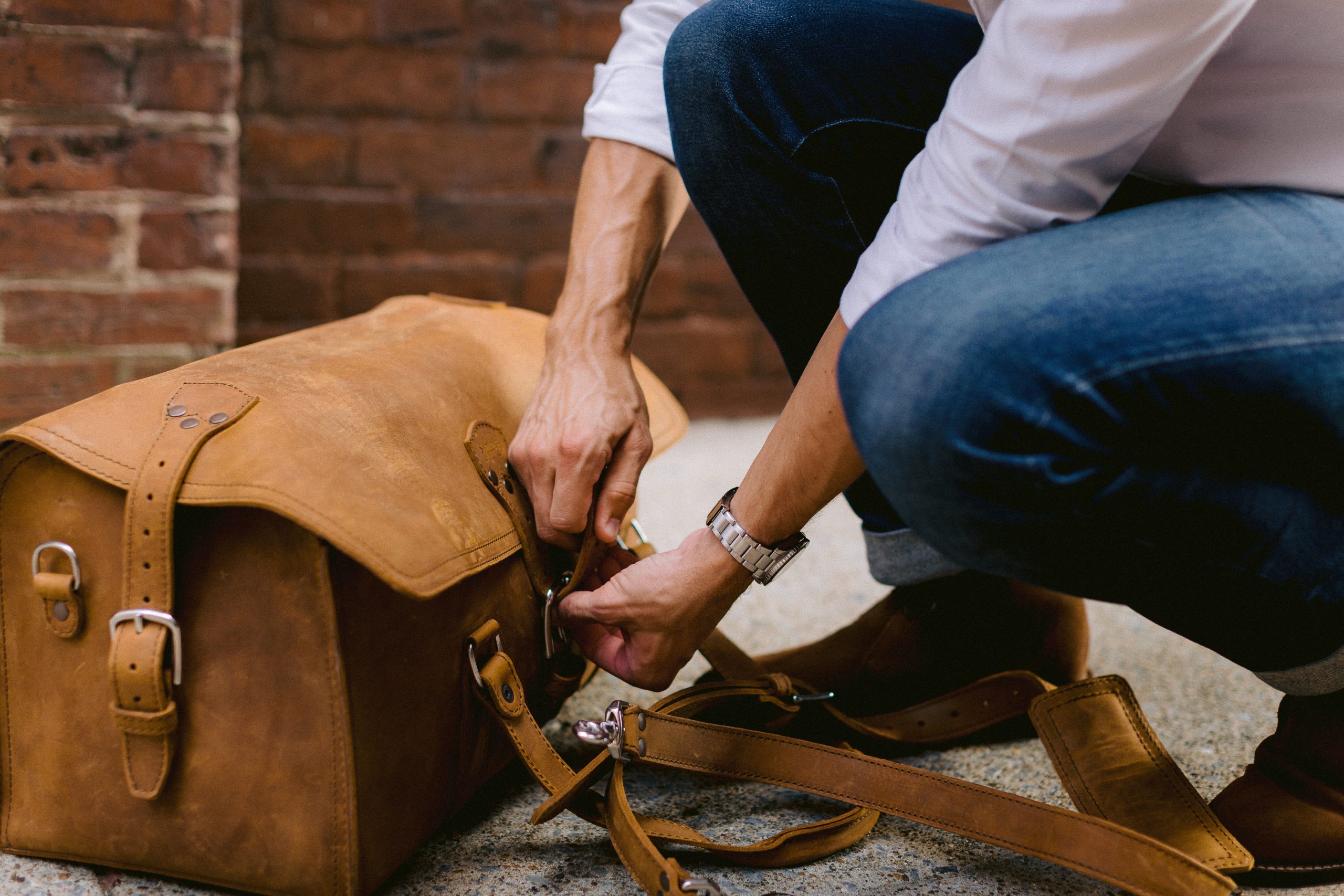 Saddleback duffle latch