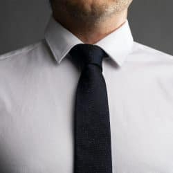 How to Tie a Half Windsor Knot - featured