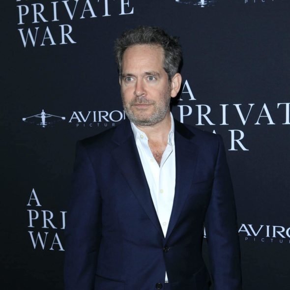 Tom Hollander height