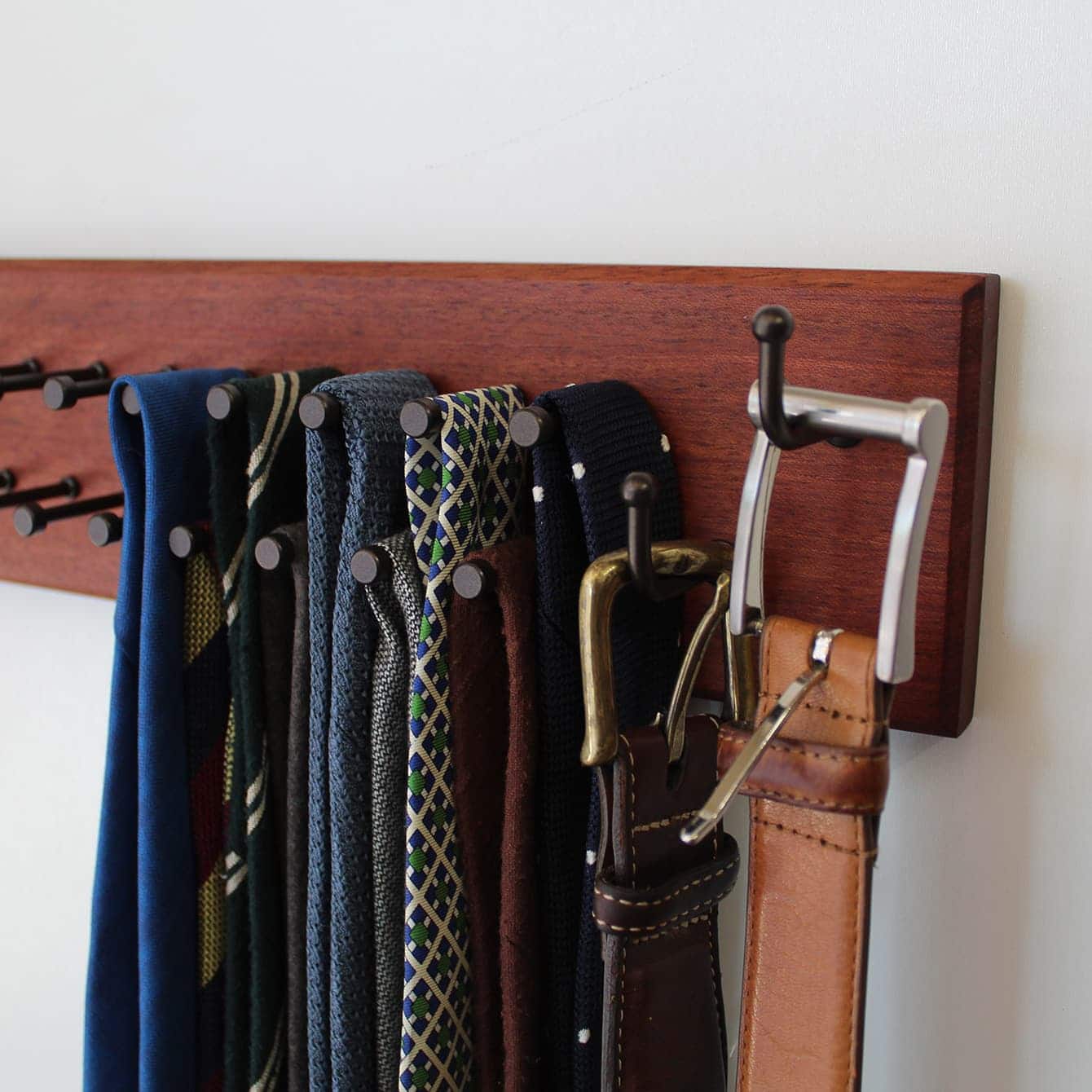 tie rack