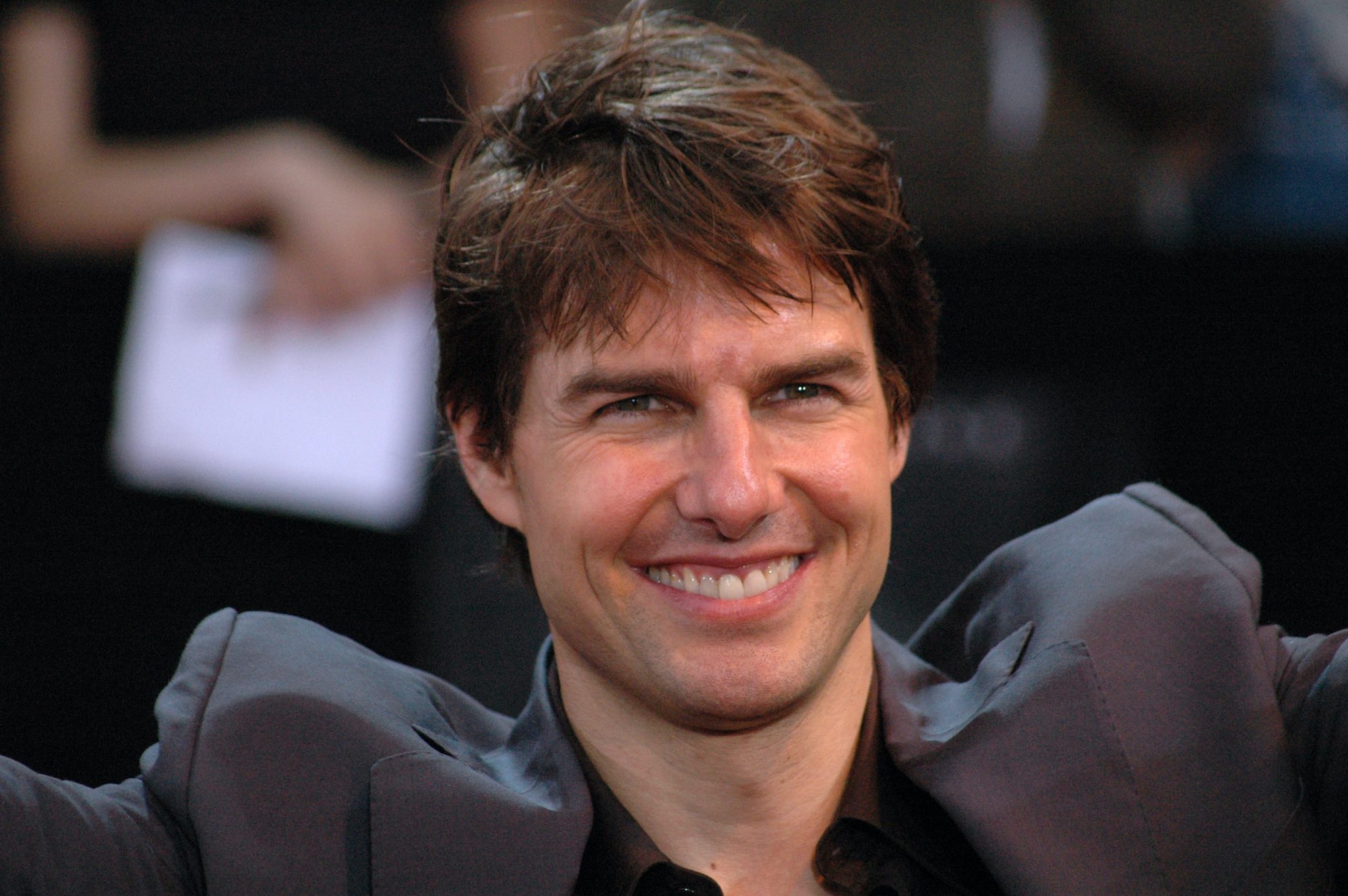 Tom Cruise Height - 5'7"