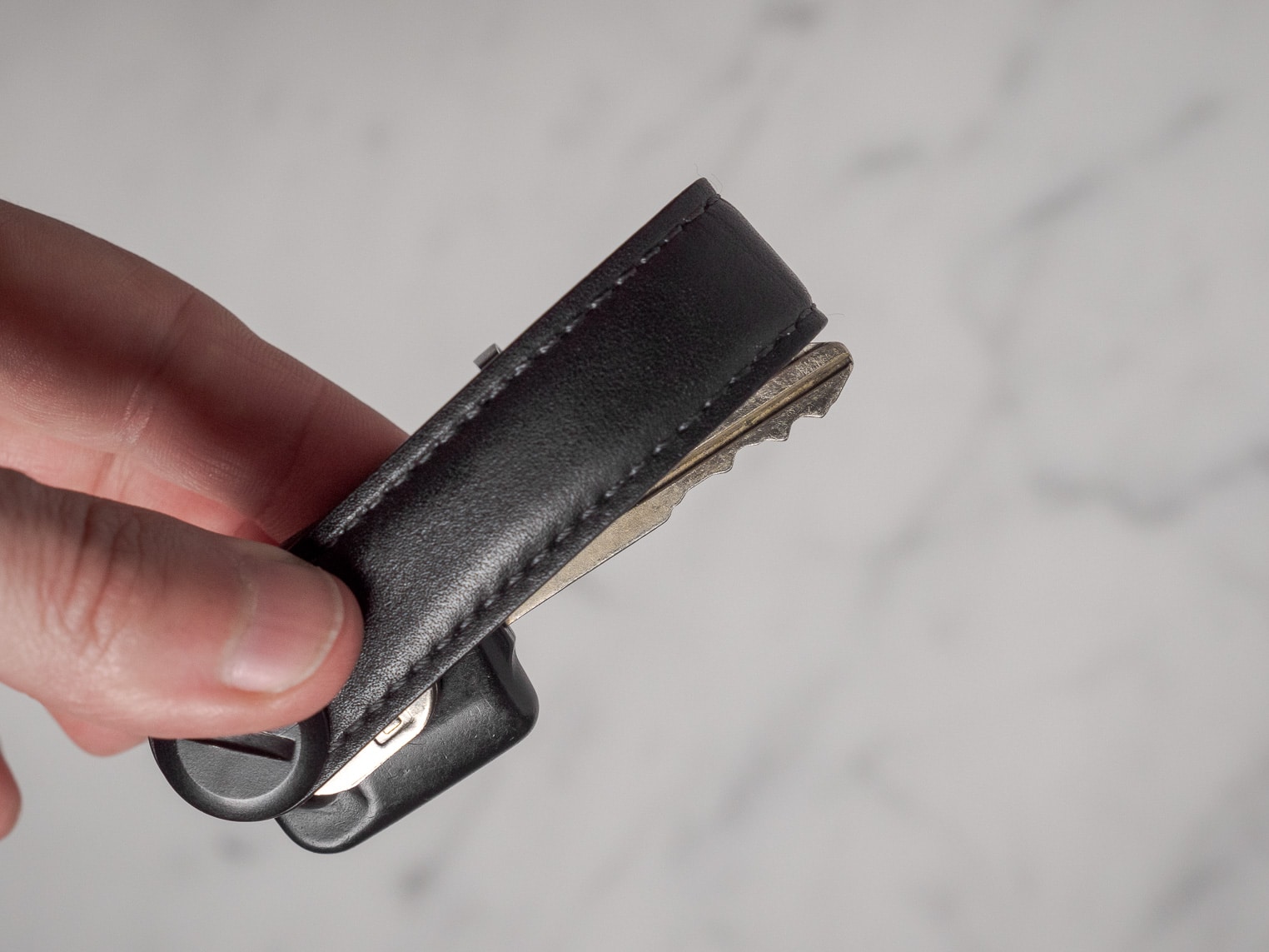 Orbitkey 2 with car key