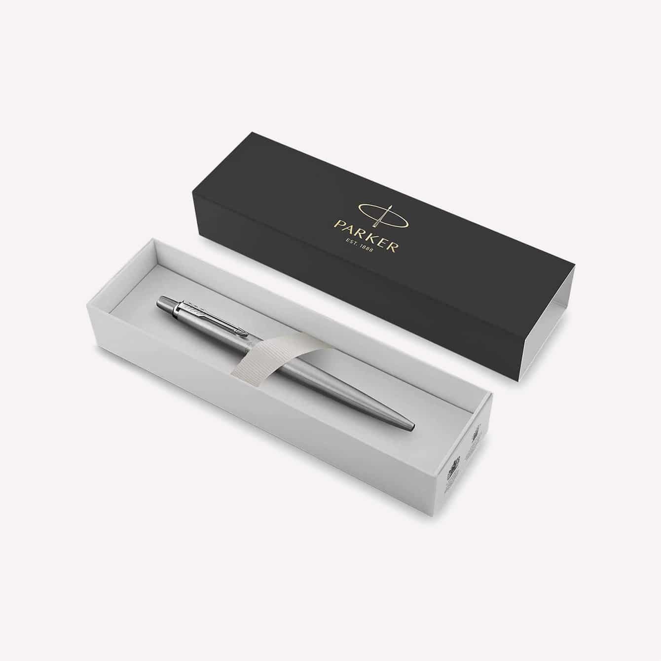 Parker 1953170 Jotter Ballpoint Pen Stainless Steel with Chrome Trim Medium Point Blue Ink Gift Box