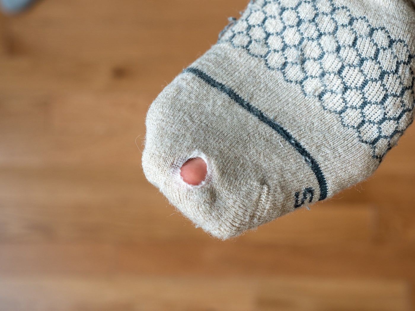 Bombas wool socks hole