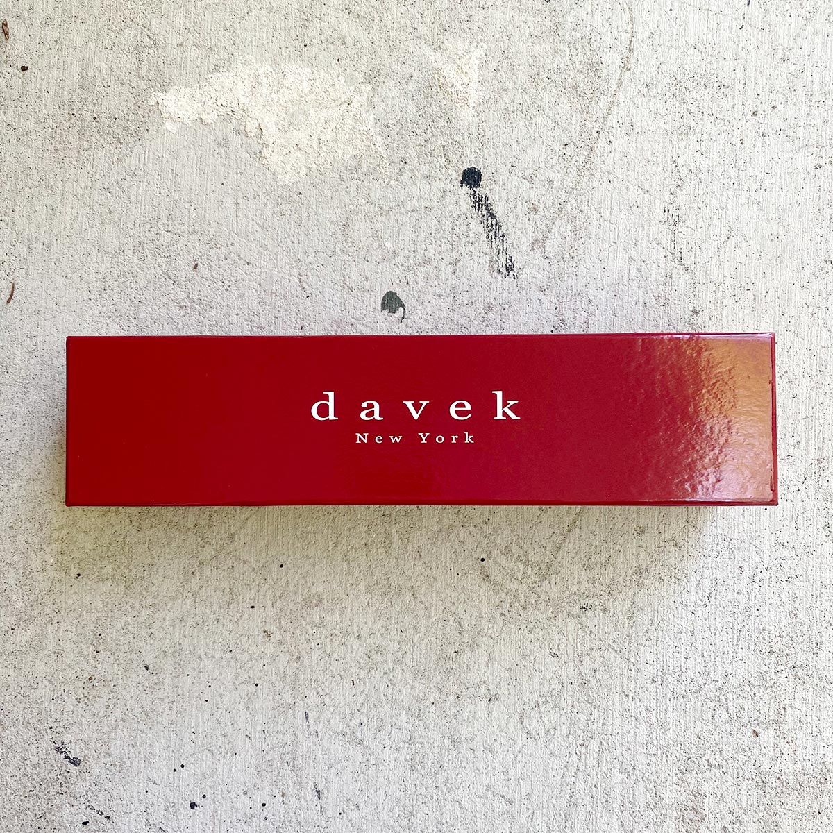 Davek Review