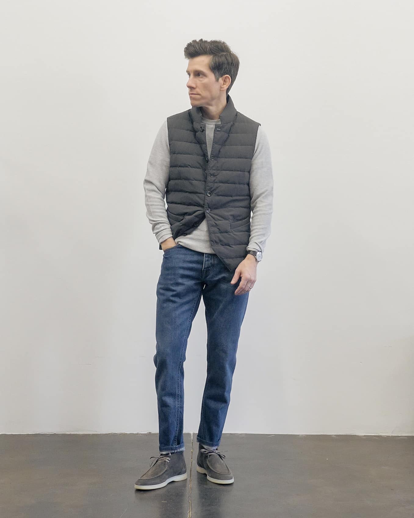 Suitsupply jeans vest chukkas