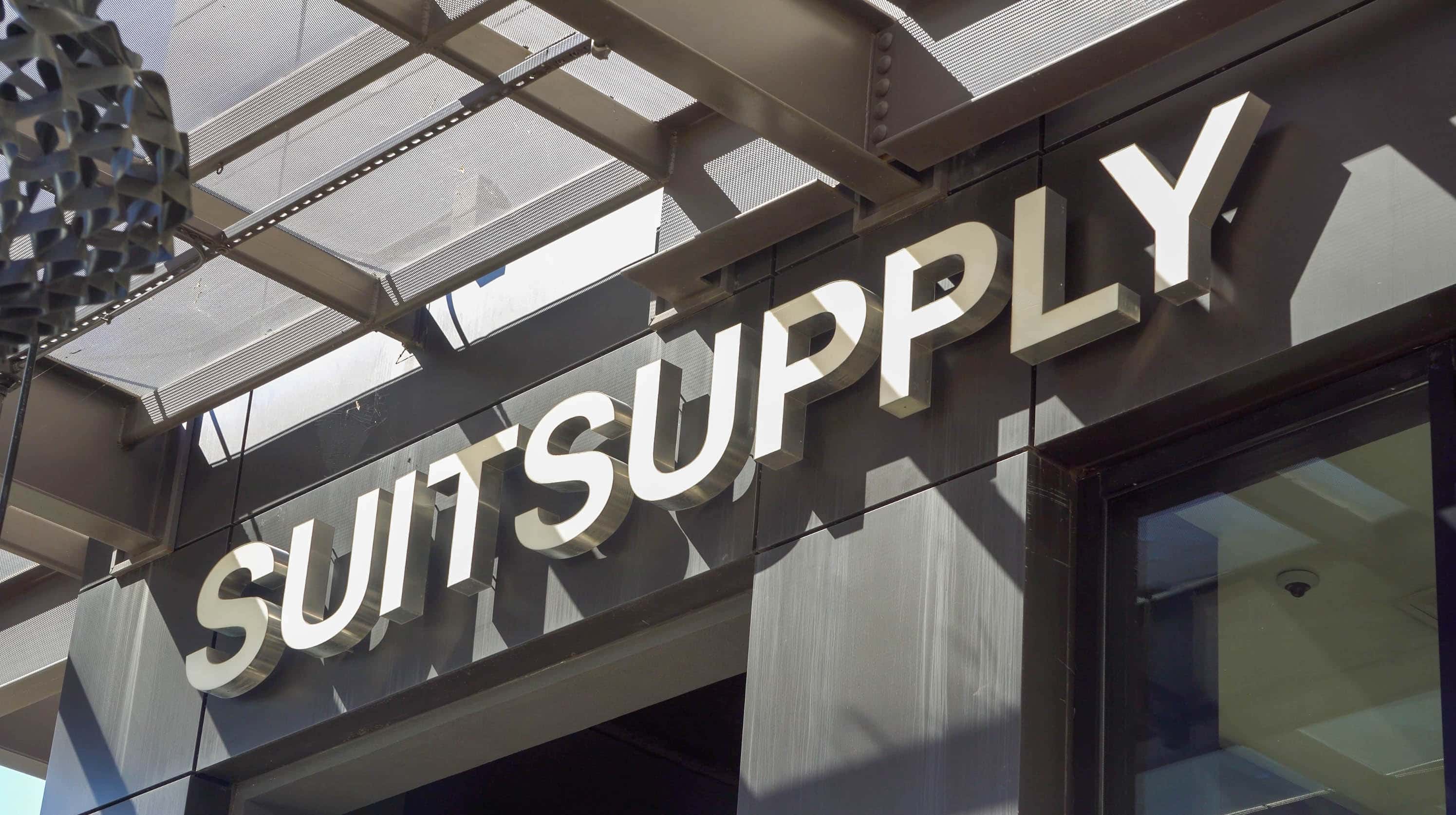 Suitsupply store