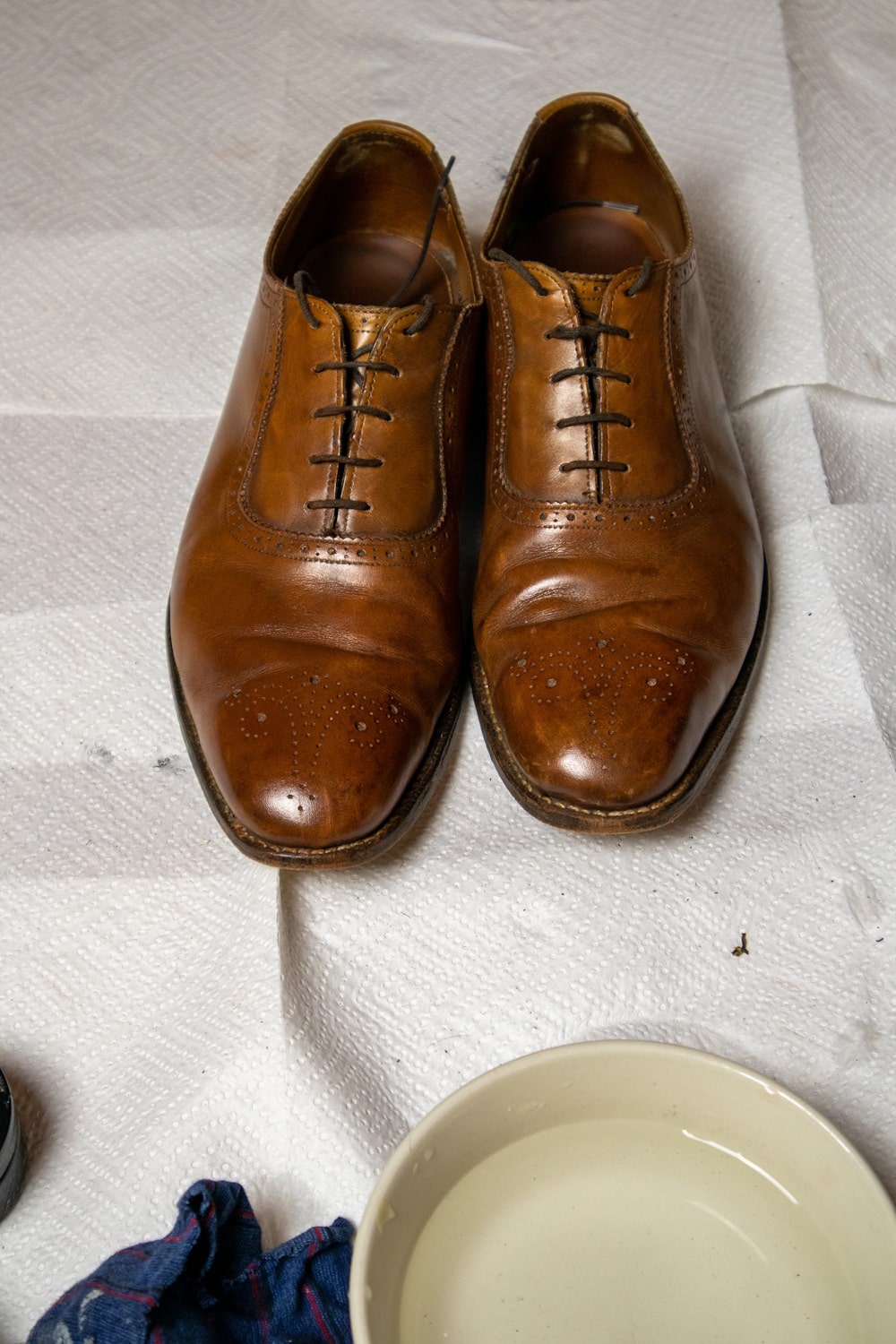 How To Shine Shoes