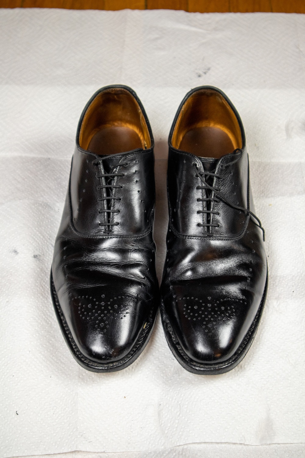 Shining Black Dress Shoes